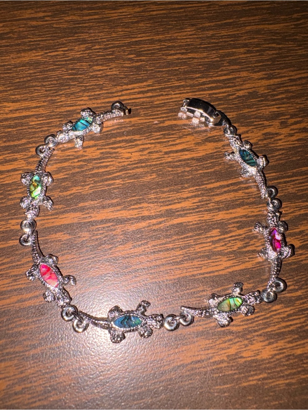 Vintage Colorful Gecko Link Bracelet – 7.5”